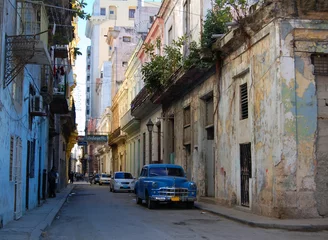 Crédence de cuisine en verre imprimé Voitures anciennes cubaines voiture de rue cuba