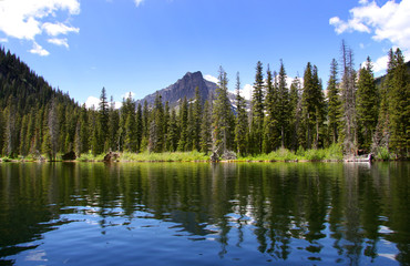 swift current lake in Glacier national park