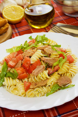 Tuna salad with lettuce and tomato