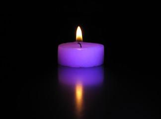 Kerze, violett