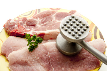 Fleisch mit Fleischhammer