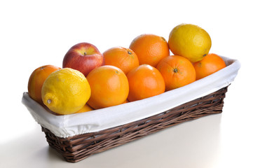 Orangen, Zitronen und ein Apfel