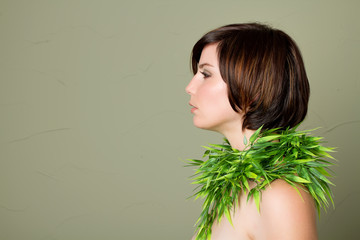 Naklejka premium Brunette woman with short hair