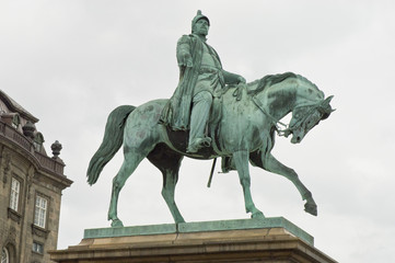 Fototapeta premium Folkets Kaerlighed statue at Copenhagen