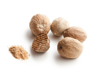 grind nutmeg