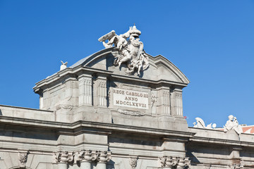 Fototapeta na wymiar The Puerta de Alcala in Madrid