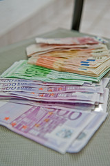 Geld ist macht