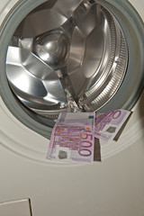 Geld aus Waschmaschine