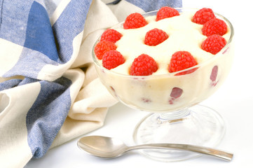 Un tiramisu aux framboises