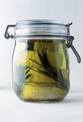 Picodons dans l'huile d'olive