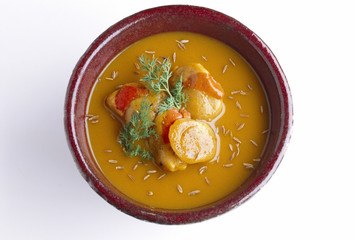 Soupe de poisson aux saint-jacques