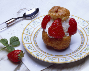 Choux à la chantilly