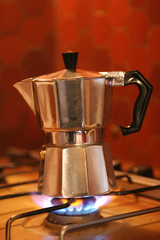 Cafetière sur le gaz