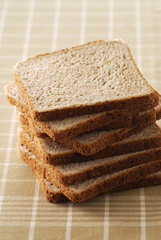 Fototapeta na wymiar Stos krojonego chleba