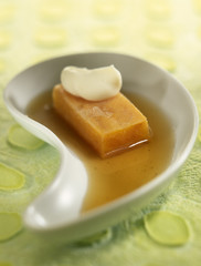 Infusion de citronnelle, nèfles et mascarpone