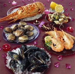 Assortiment de fruits de mer de fête 