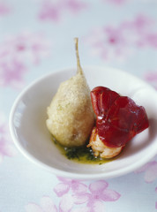 Tempura de cuisses de grenouille et jus de carapace d'écrevisse 