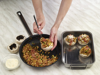 Farcir les têtes de champignons 