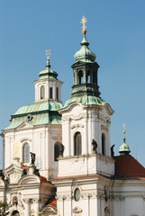 Fototapeta na wymiar Église Saint-Nicolas à Prague
