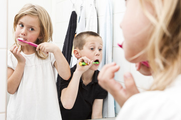 Brushing teeths