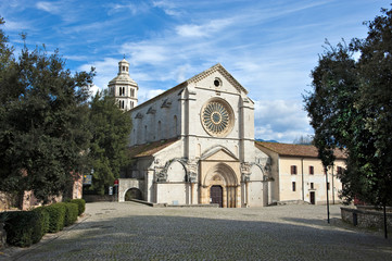Fototapeta na wymiar Fossanova Abbey