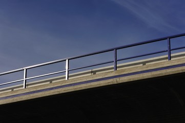 Fototapeta premium Details einer Betonbrücke