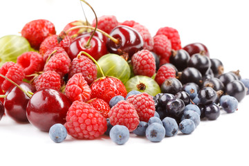 different kinds of berries