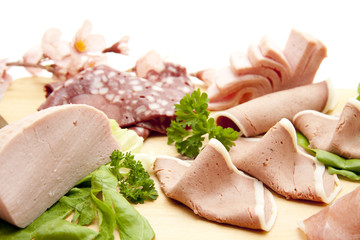 Wurst auf Holzteller