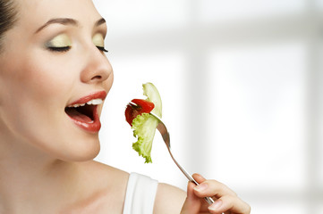 eating healthy food