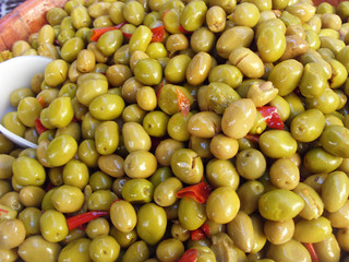 vrac d'olives vertes