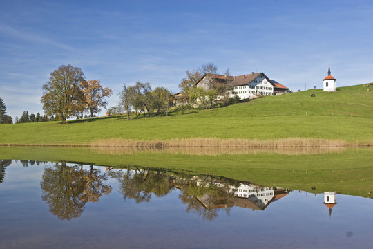 Bauernhof am Hergratsrieder See