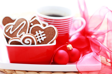coffe with gingerbreads