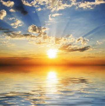Fototapeta sunset on the seashore