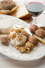 nuts cheese-formaggio alle noci