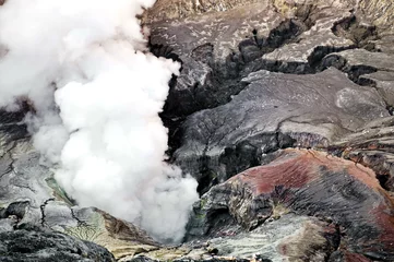 Crédence de cuisine en verre imprimé Volcan Smoking creater volcano