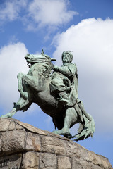 Obraz premium A statue of a Cossack Bogdan Chmelnitsky in Kiev.