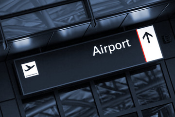 Airport - Hinweisschild
