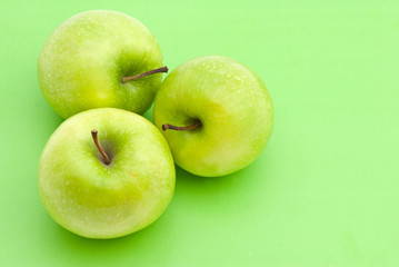 green apples