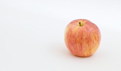 Single apple
