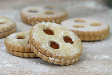 Linzeraugen Weihnachtsbäckerei