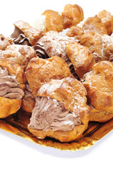 profiteroles