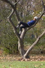 woman in the autumn forest