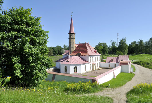 Kind on the Prioratsky palace in the summer. Gatchina.