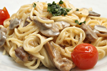 spaghetti y champiñones