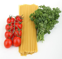 spaghetti, tomate et persil
