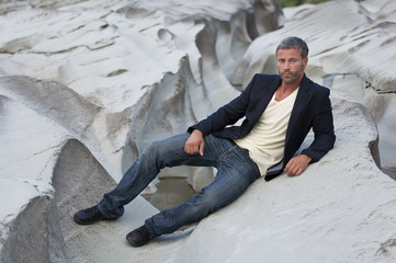 Lässiger Mann-Outdoor