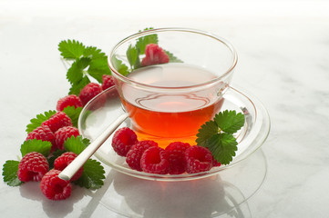 raspberry tea-te al lampone