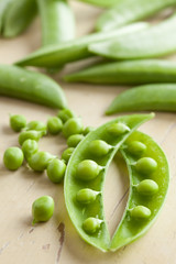 green peas pods