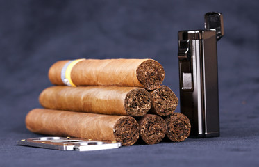 Cuban top cigar