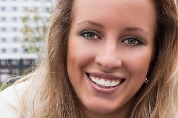Obraz premium Cute smiling girl
